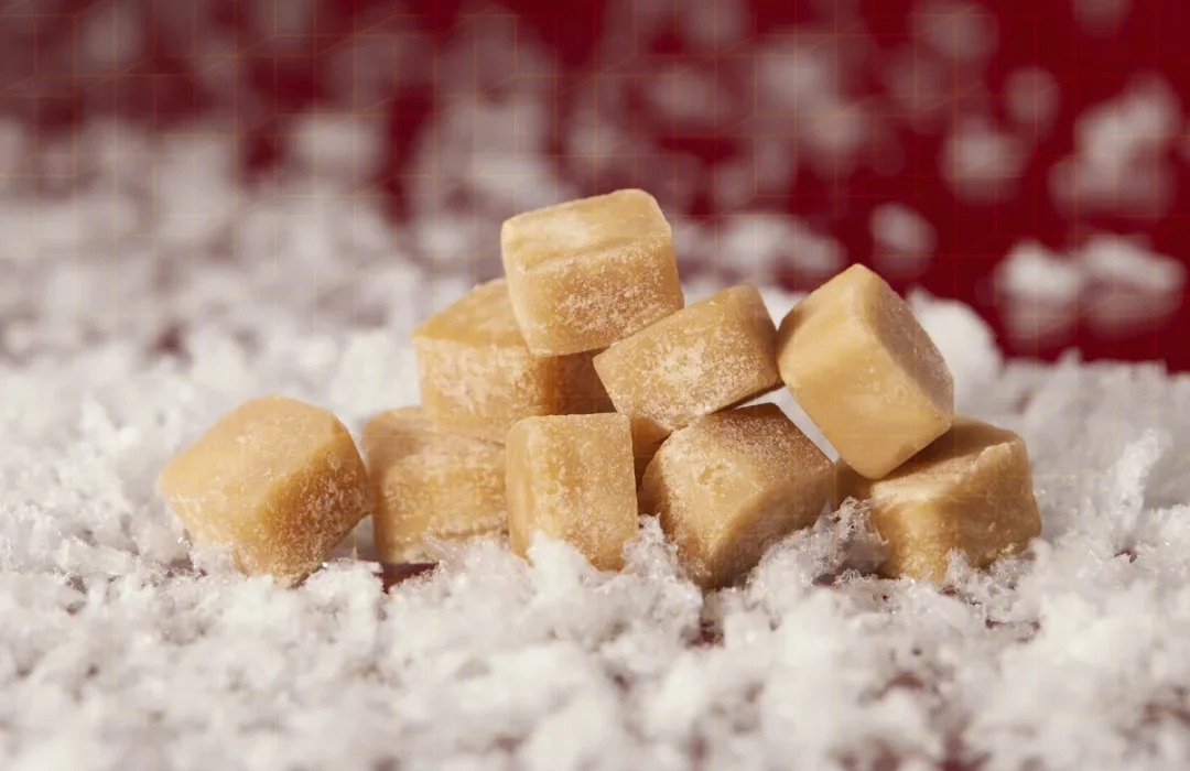 Maple Syrup Cubes vs. Sugar Cubes (V-Sogarin)
